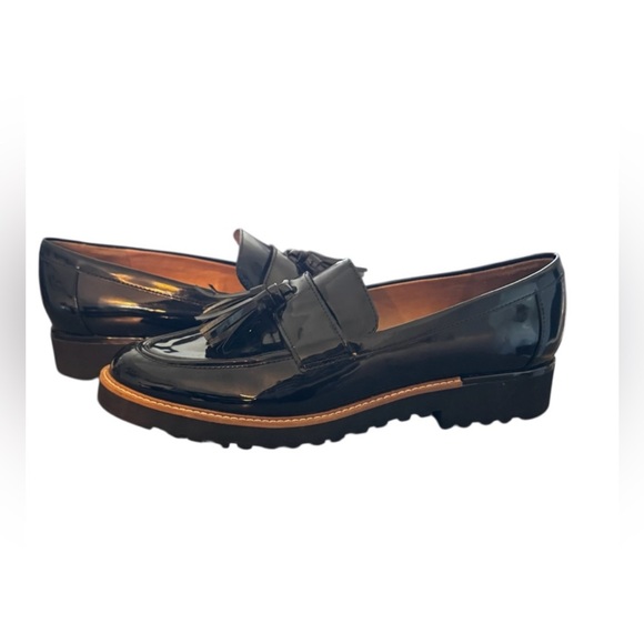 Franco Sarto Carolynn Tassel Loafer Black Patent Leather Lug Sole Slip On Sz 9M - Picture 2 of 10